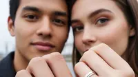10 Model Cincin Couple Kekinian 2025, Simbol Cinta Abadi &amp; Komitmen