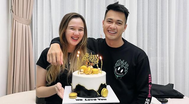 8 Seleb wanita ini gugat cerai suami di tahun 2025, terbaru Sabrina Chairunnisa