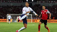 Albania vs Portugal (REUTERS/Arben Celi)