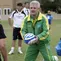 Mantan manajer Newcastle United, Kevin Keegan (C), berbagi keahliannya dengan para pemain muda di sebuah klub olahraga di Dubai pada 5 Februari 2010 selama kunjungan pribadi ke emirat Teluk tersebut. Keegan telah dianugerahi dua juta paun (2,1 juta euro) pada Oktober 2009 sebagai ganti rugi setelah memenangkan kasusnya melawan Newcastle atas pemecatan secara tidak langsung. (AFP PHOTO/STR)