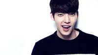 Kim Woo Bin Sakit, Film Wiretrap Tunda Syuting 
