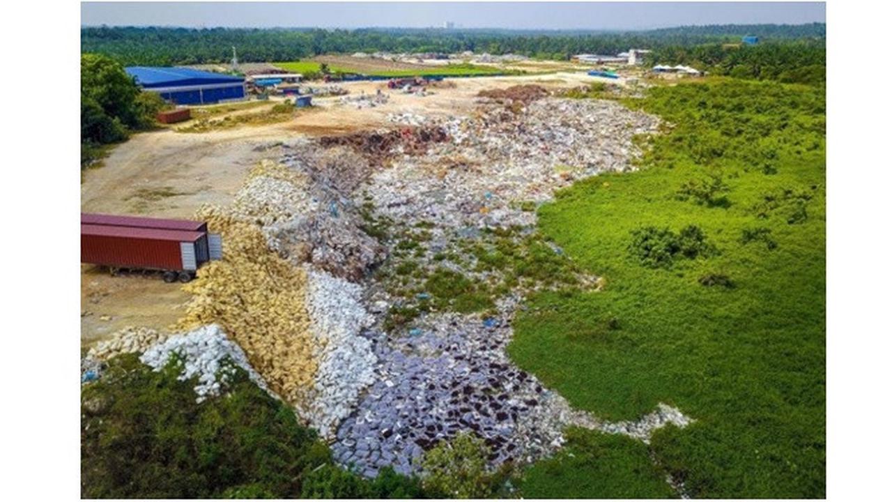 Tempat Pembuangan Sampah Ilegal Ditemukan, Luasnya Bikin Geleng Kepala