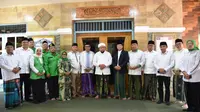 Plt Ketum PPP Muhamad Mardiono dan sejumlah jajarannya bersilaturahmi ke Ponpes Salafiyah Syafi’iyah, Sukorejo, Situbondo, Jawa Timur. (Foto: Istimewa)