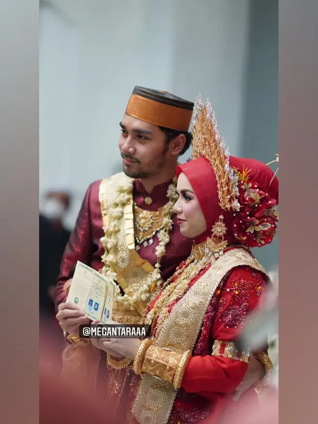 Momen pernikahan Achmad Megantara dan Asri Faradila (Sumber foto: Instagram/@megantara.update)