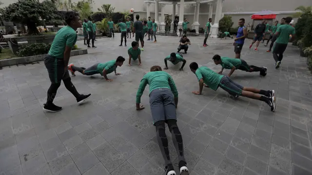 Pagi Ceria Bersama Timnas Indonesia di Kolam Renang
