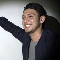 Dua tahun pacaran, Rifky Balweel dan Biy Alraen dikabarkan sudah melangsungkan pernikahan.