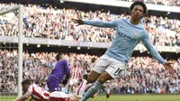 Guardiola Tak Puas dengan Penampilan Sterling dan Sane