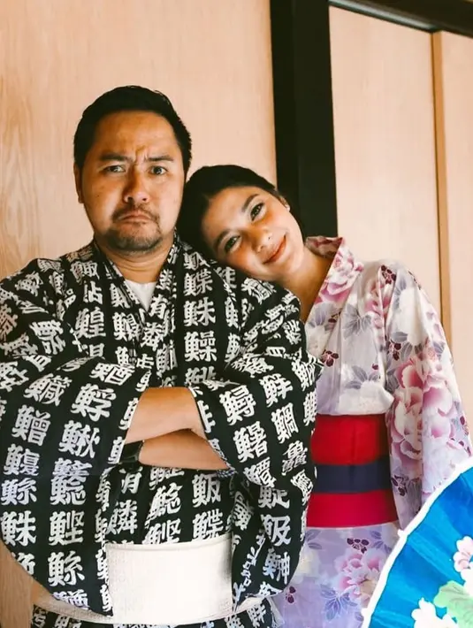 Naysila Mirdad dan Roestiandi Tsamanov (Instagram/naymirdad)