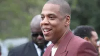 Ibu Jay Z, Gloria Carter, ternyata seorang lesbian. Hal tersebut terungkap di album 4:44 milik Jay Z dalam lagu Smile. Selama ini ia berpra-pura karena malu dengan lingkungan. (ARI PERILSTEIN / GETTY IMAGES NORTH AMERICA / AFP)