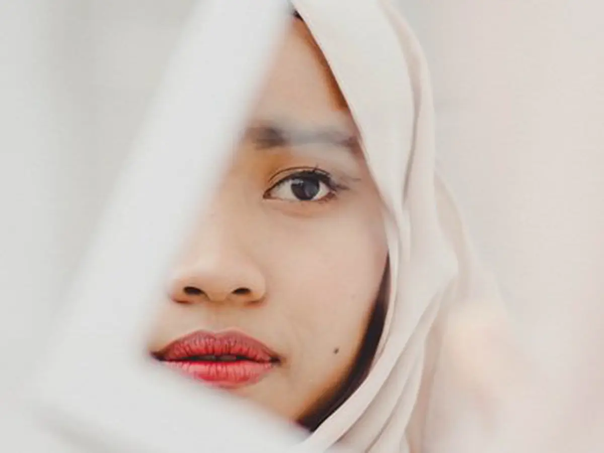 Tahi Lalat Berpotensi Jadi Kanker Kulit, Kenali 5 Tandanya! - Beauty Fimela.com