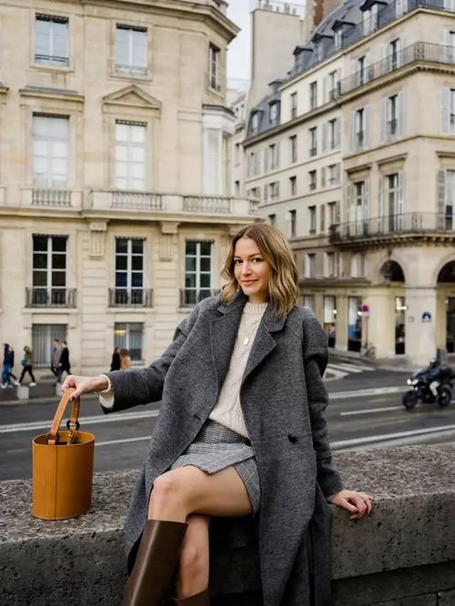 Tampil chic dengan rajutan ala perempuan Paris