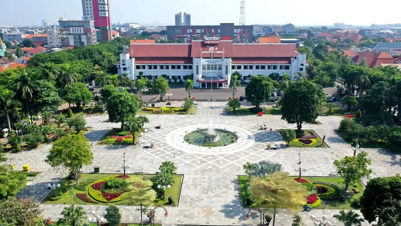 Balai Kota Surabaya. (Istimewa)
