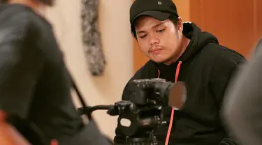 Pemeran Memet diperankankan oleh Kemal Fathur. Kini Kemal menjadi salah satu orang penting di balik layar pembuatan film. Ia mulai belajar menjadi sutradara dan terus berkembang dari waktu ke waktu. (Liputan6.com/IG/kemalfathur)