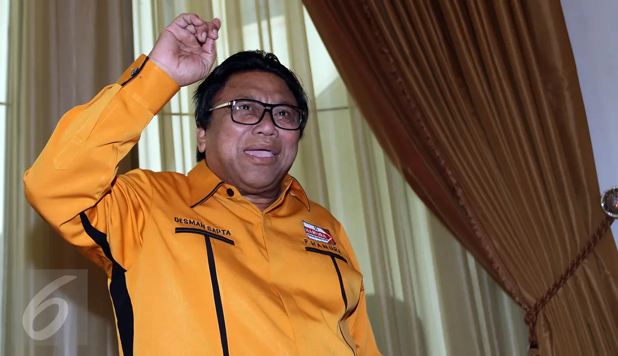 Pengangkatan Oesman Sapta sebagai Ketum Hanura diambil dalam Musyawarah Nasional Luar Biasa (Munaslub) Hanura di Kantor DPP Partai Hanura, Cilangkap, Jakarta Timur, Kamis (22/12/2016) dini hari. (Liputan6.com/Johan Tallo)