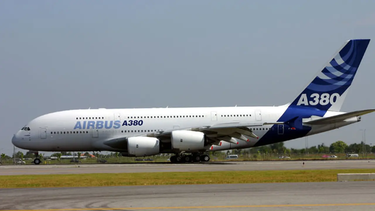 airbus-a380-1-140212c.jpg