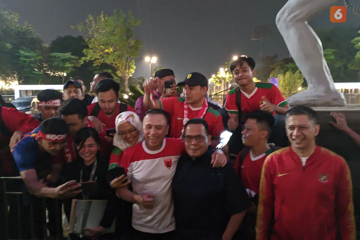 Iwan Bule, Ratu Tisha Destria