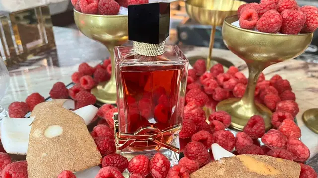 YSL Libre Hadirkan Aroma Parfum Baru Berry Crush yang Lebih Segar, Manis, dan Berani untuk Tampilan Lebih Playful