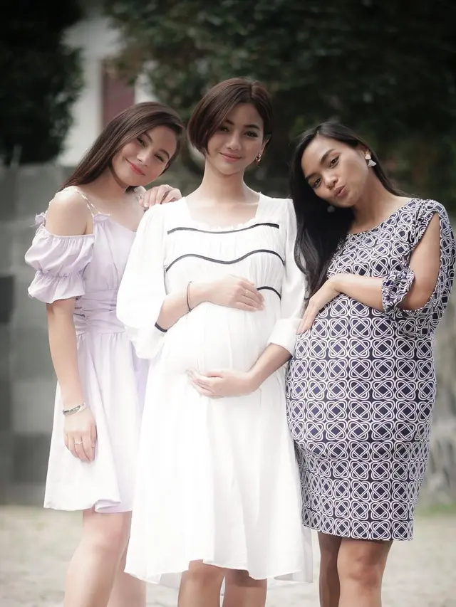 6 Potret Glenca Chysara Perankan Ibu Hamil, Pamer 'Baby Bump' Curi Perhatian
