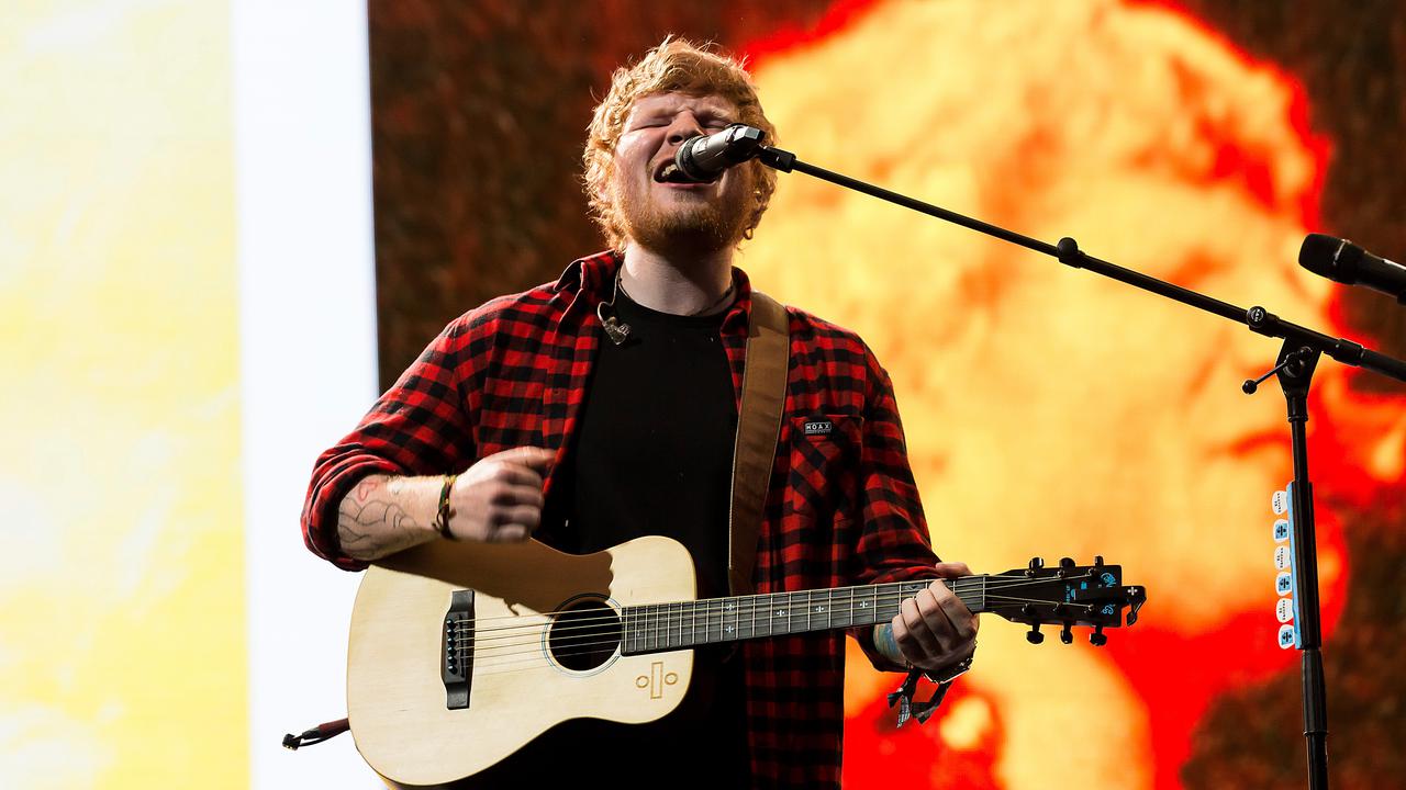 Ed Sheeran Menjadi Headliner Paling Ditunggu di Festival Glastonbury