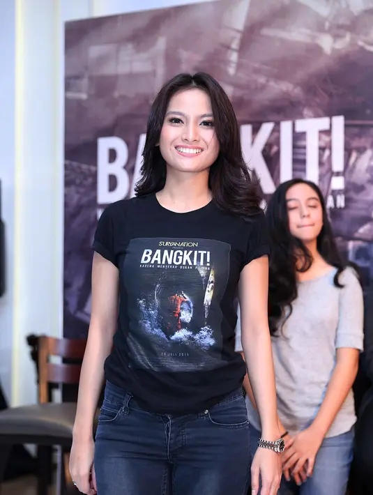 "Perlu daya imajinasi kuat juga dan perlu janjian sama pemain lain supaya bisa menghadirkan emosi dengan ritme yang sama," kata Acha Septriasa di Plaza Senayan, Jakarta Pusat, Senin (18/7). (Nurwahyunan/Bintang.com)