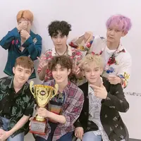 EXO (Twitter/showchampion1)
