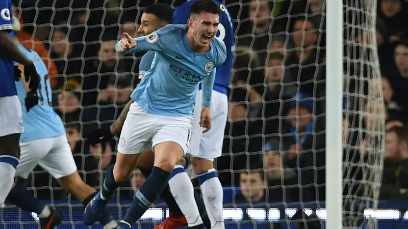 Tumbangkan Everton, Manchester City Kudeta Liverpool di Puncak