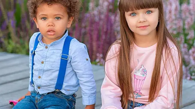 [Bintang] Ngegemesin! Ini Foto Bocah 6 Tahun dengan Mata Terindah di Dunia