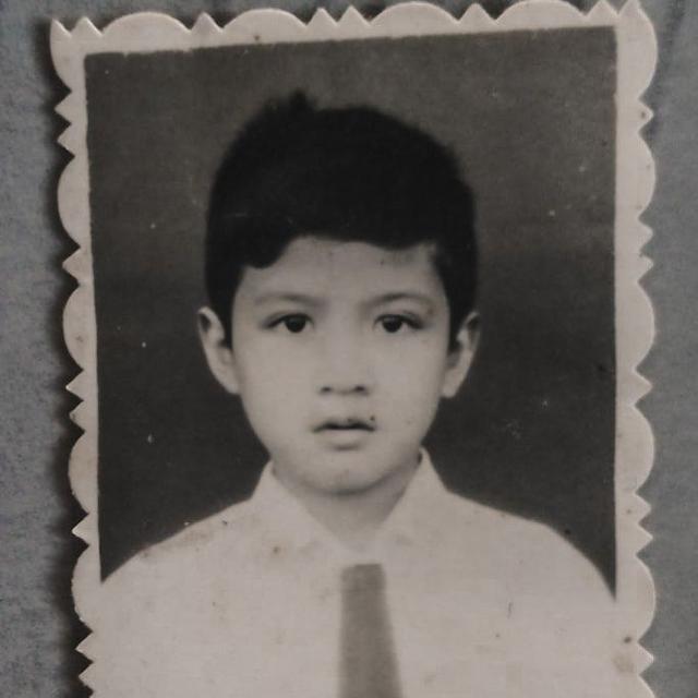 Potret Jadul 6 Pesinetron Cowok Pakai Seragam SD, Tampak Imut