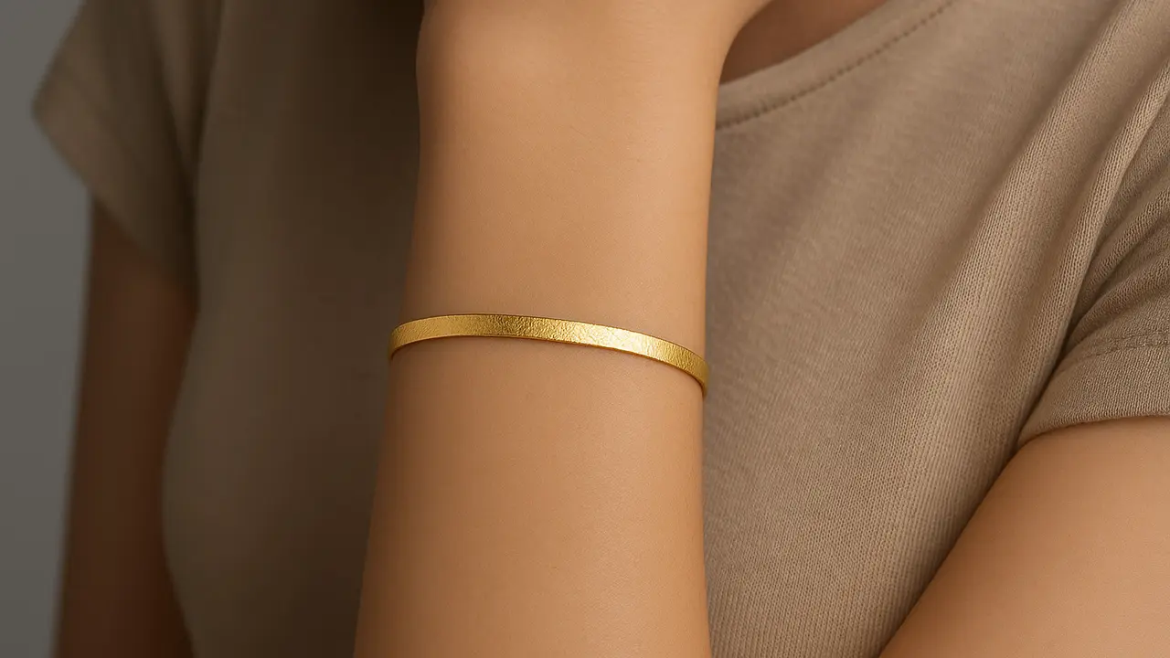 7 Model Gelang Emas Gram Kecil yang Lagi Tren di 2025, Cocok untuk Gaya Sehari-hari