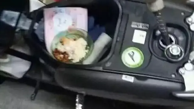 Kumpulan Potret Penyalahgunaan Jok Sepeda Motor yang Bisa Menginspirasi Anda (ist)