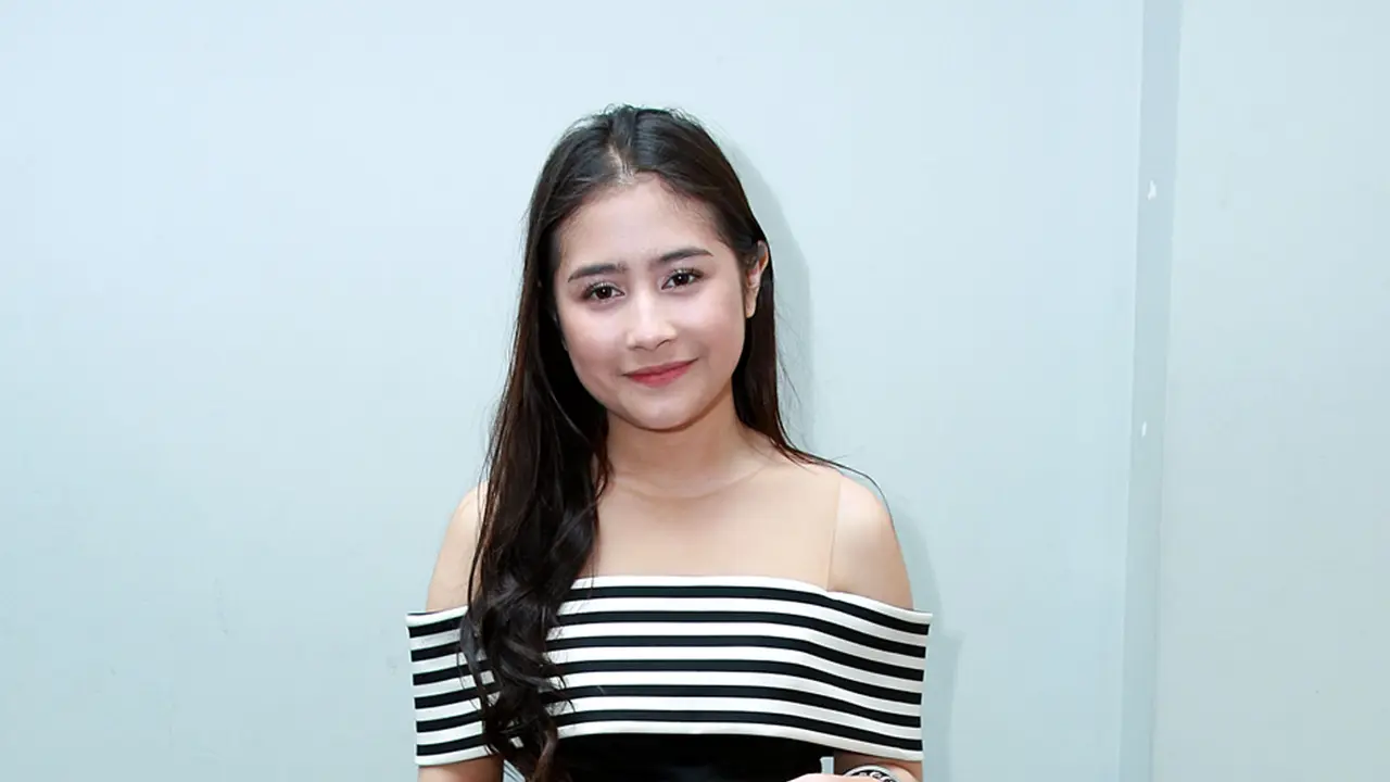 [Bintang] Prilly Latuconsina