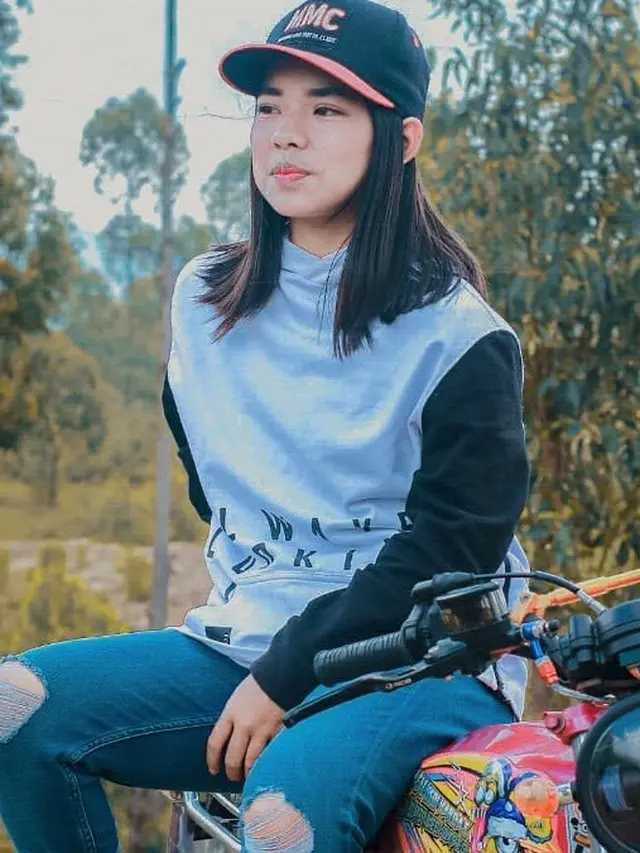 6 Potret Terbaru Chetryn Peto Kakak Betrand Peto, Cantik Bak Idol Korea