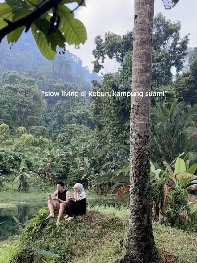 Potret Dapur di Kebun Kampung Halaman Suami Dinda Hauw