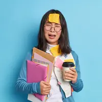 Ilustrasi wanita perfeksionis (copyright Freepik)
