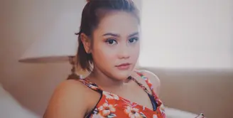 (Instagram/mythalestari)