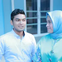 Meski baru saling kenal sekitar setahun, Ridwan Ghani memberanikan diri untuk melamar Aditya Putri. Bahkan pasangan ini mengaku tidak melalui proses pacaran. (Adrian Putra/Bintang.com)