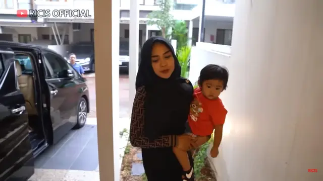 Rumah Ria Ricis dan Teuku Ryan
