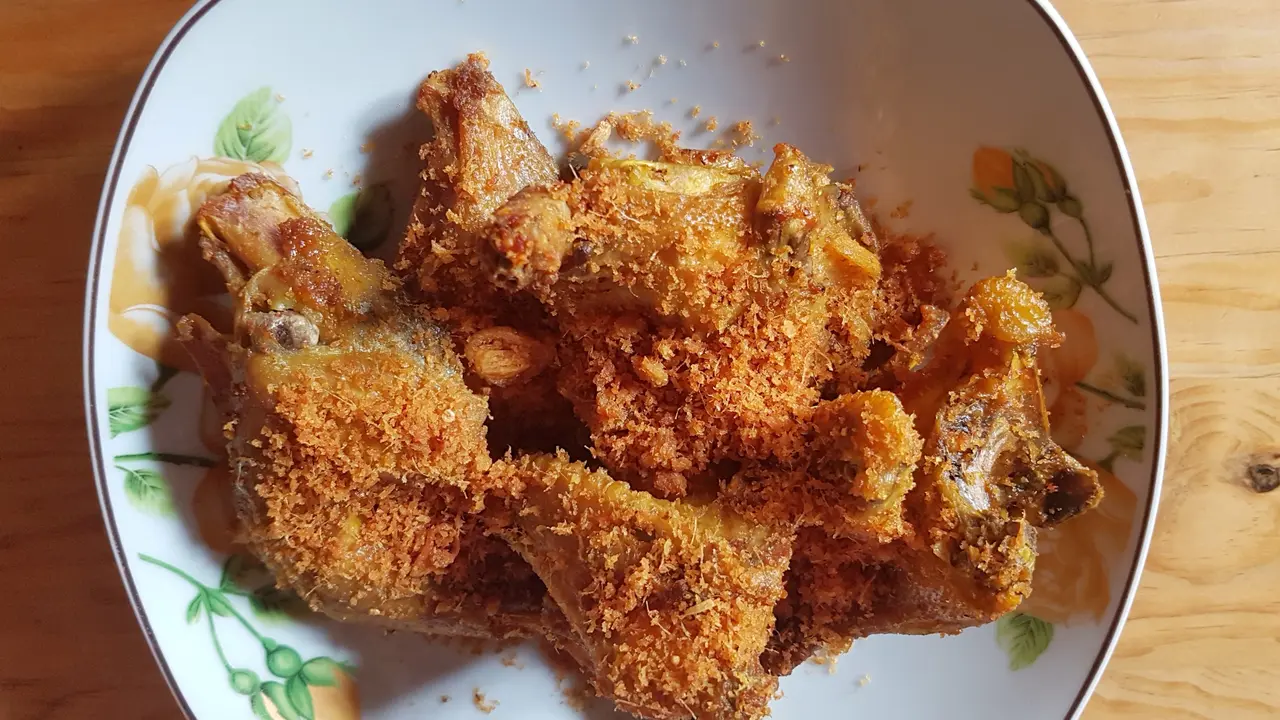 Ayam Serundeng