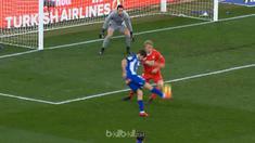 Alaves menuai kemenangan tipis yang penting atas Sevilla dengan skor 1-0 dalam lanjutan Liga Spanyol, Minggu (14/1) di Estadio Men...