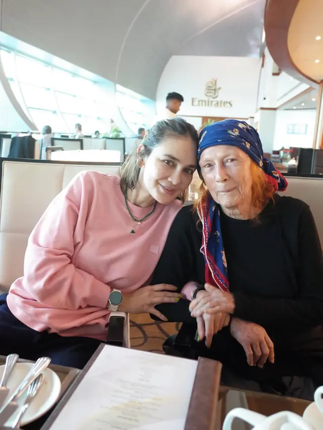 Di Usia 79 Tahun, Ibu Luna Maya Tampil Slay Ikut Girls Trip Bareng Jennifer Bachdim hingga Marianne Rumantir di Swiss