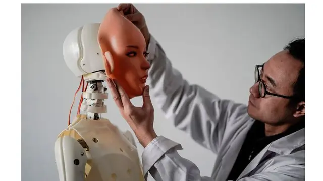 Proses pembuatan robot seks