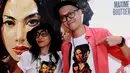 Duo suami istri Endah N Rhesa mempersembahkan lagu anyar mereka untuk soundtrack lagu film garapan Awi Suryadi berjudul 'Bidadari Terakhir'. (Wimbarsana/Bintang.com)