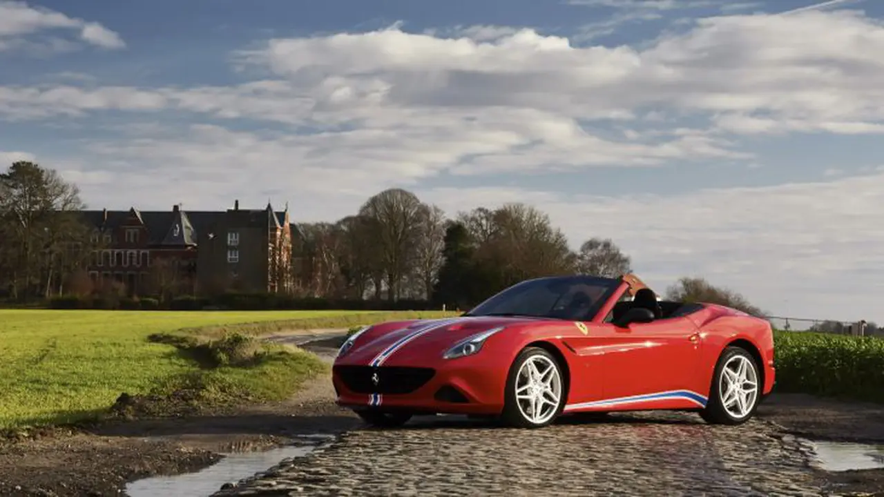 Ferrari California T Tailor Made Rayakan Juara Balap di Belgia
