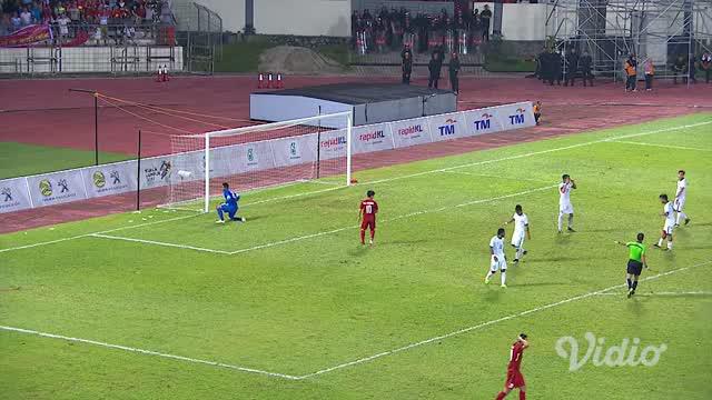 10 pemain Timnas Indonesia U-22 berhasil menahan imbang Vietnam 0-0.