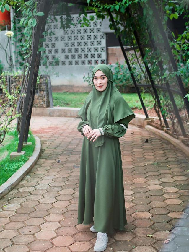 Potret Terbaru Ririe Fairus Pasca Cerai, Disebut Makin Glowing dan Bersahaja. (Sumber: Instagram/ririe_fairus)