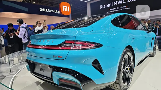 Xiaomi pamer mobil listrik Xiaomi SU7 di MWC 2024. Liputan6.com/Iskandar