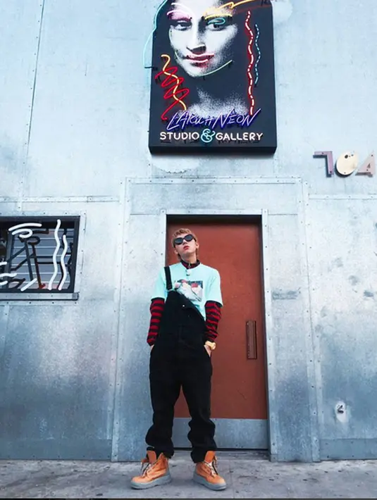 Paska putusnya Zico dan Seolhyun ini nampaknya menjadi kabar bahagia untuk penggemar Seolhyun. Pasalnya sejak awal berita pacaran mereka muncul, Zico sudah mendapat banyak komentar yang tak sedap. (Instagram/w_zico)