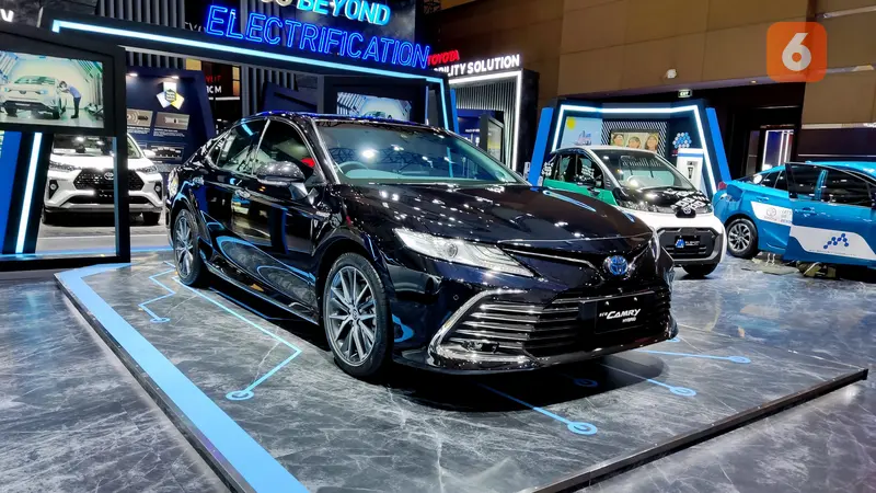 Toyota Camry Hybrid