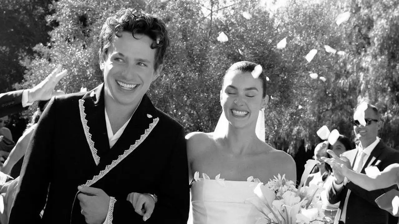 Charlie Puth Resmi Menikah dengan Brooke Sansone. [@normanaandblake]