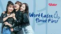 Drama Korea Work Later Drink Now dapat disaksikan melalui aplikasi Vidio. (Dok. Vidio)